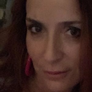 Meet your Posher, Isabel